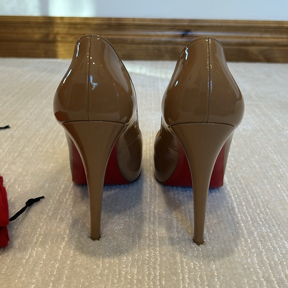 Christian Louboutin Hyper Prive Peep Toe Heels - Picture 4 of 11
